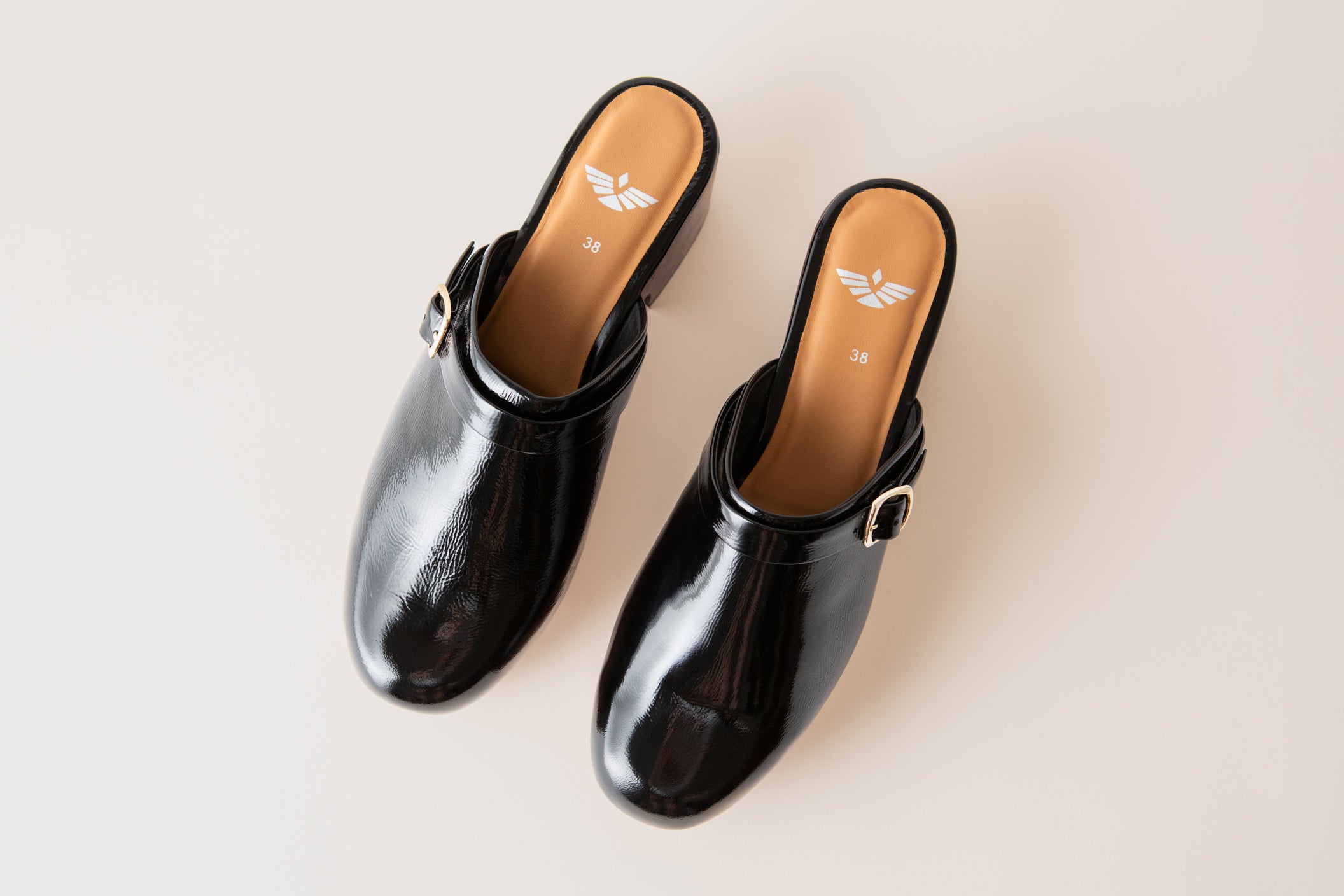 Black Crinkle Patent