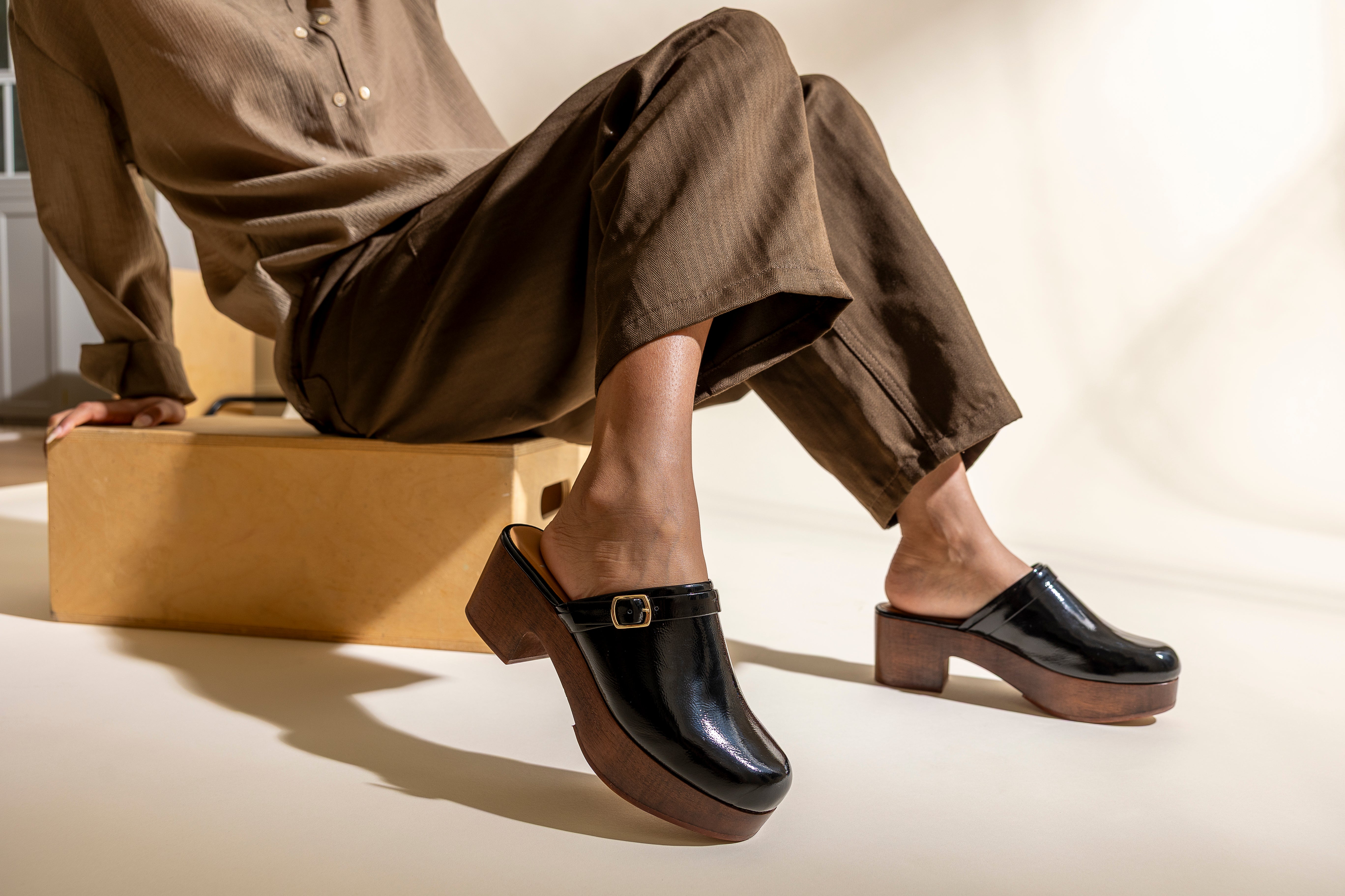 Black Crinkle Patent