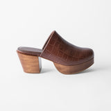 Ava Platform Clog Cappuccino Croc