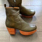 Charli Olive