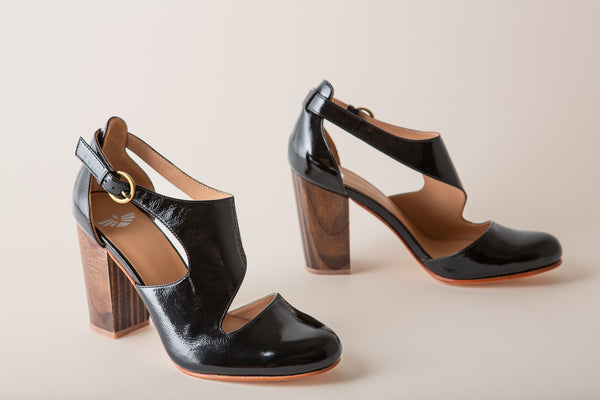 Black Crinkle Patent