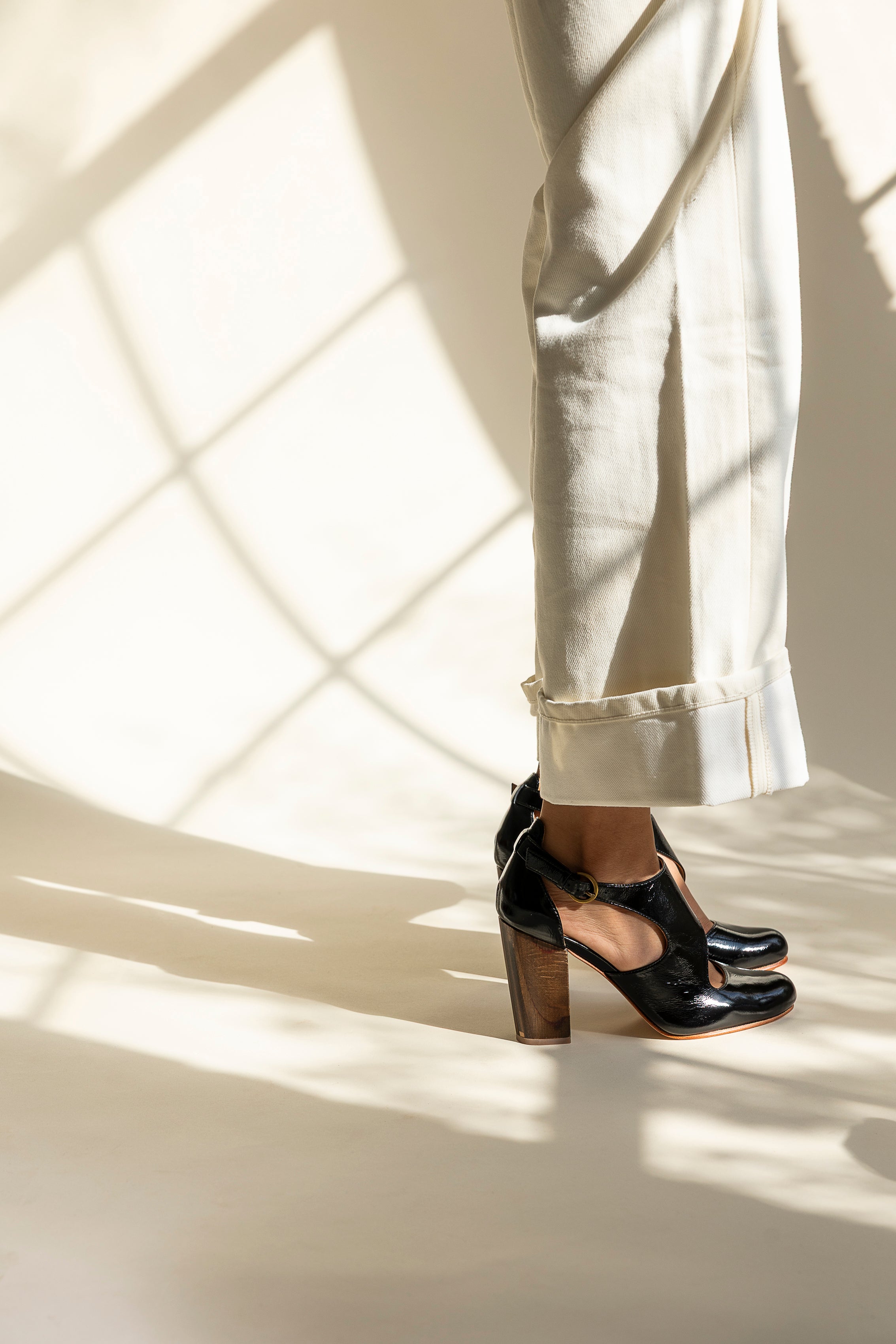 Black Crinkle Patent