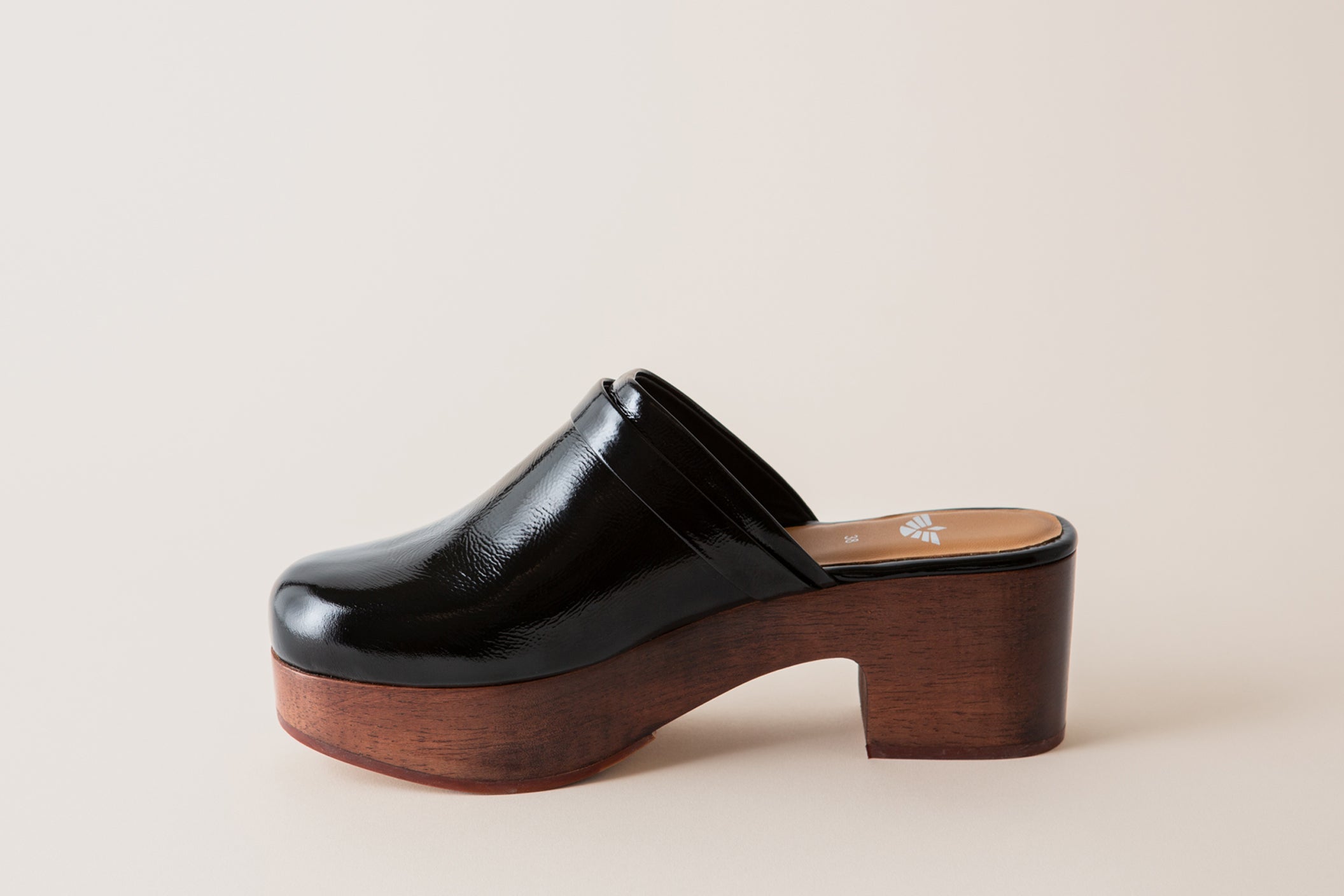 Black Crinkle Patent