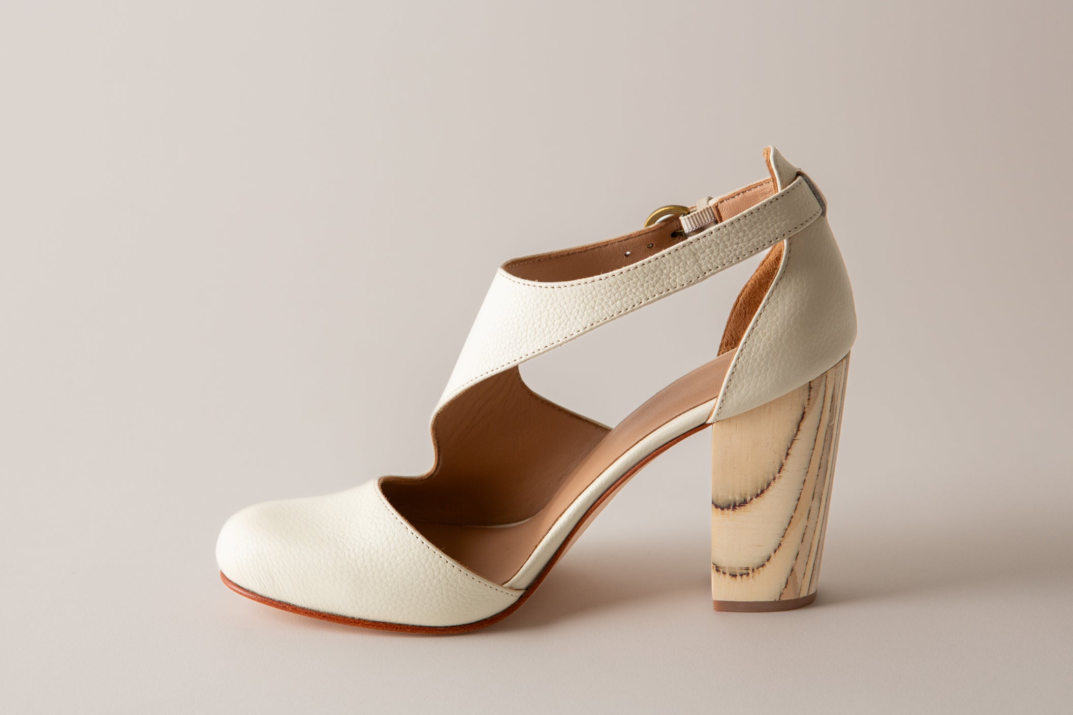 Pebbled Ivory