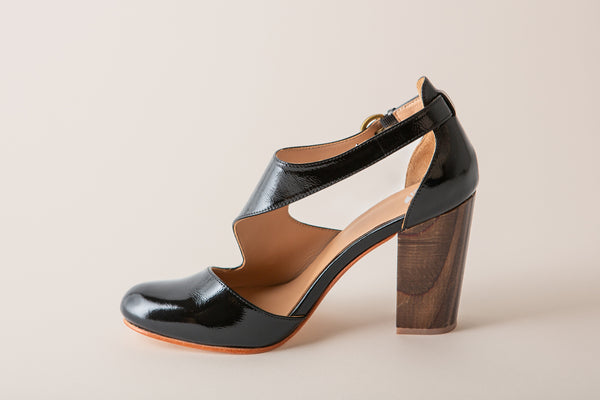 Black Crinkle Patent