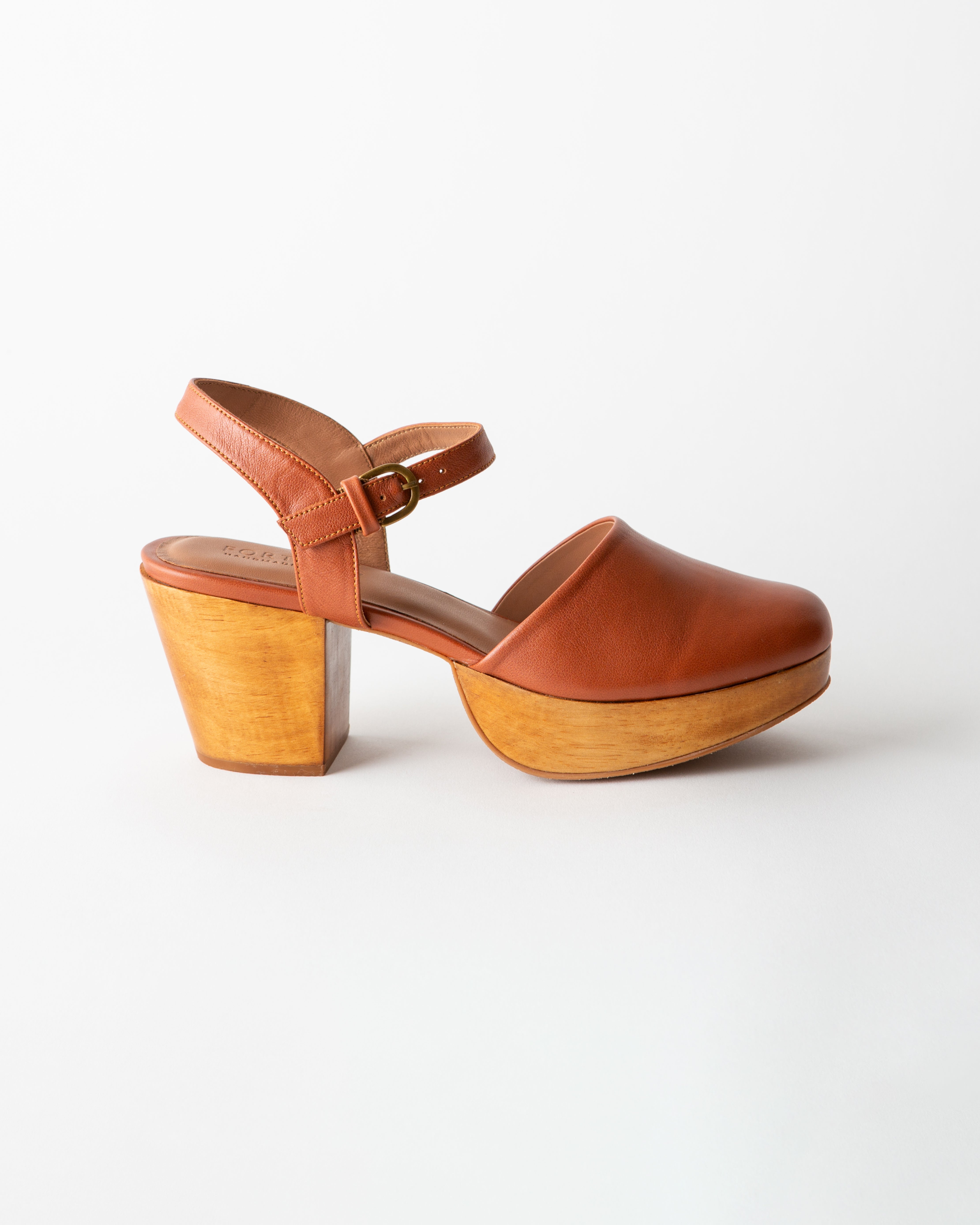 Willow Platform Clog | Women's Clogs | Fortress Shoes